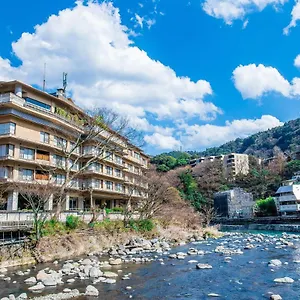 箱根湯本温泉　ホテル河鹿荘 4*, 箱根町 日本