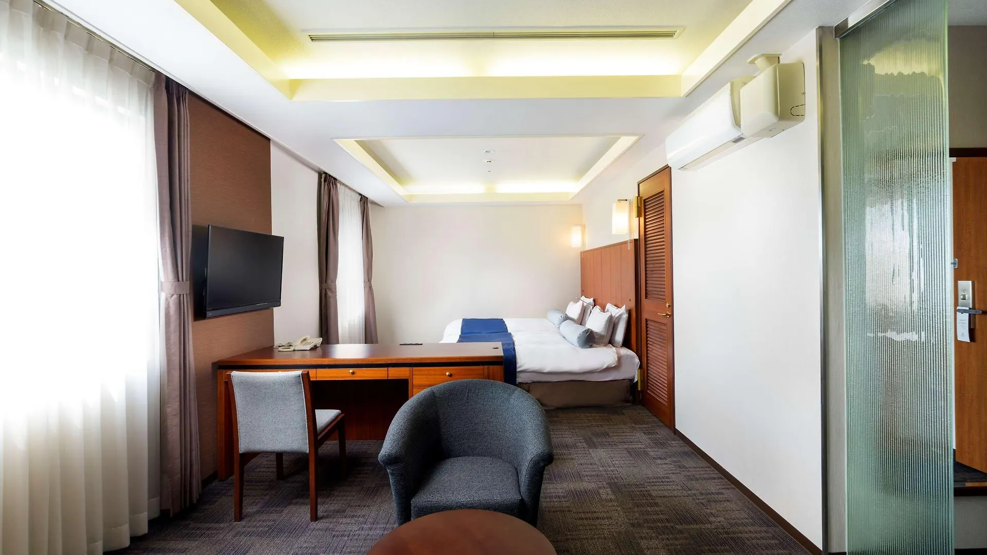 Surestay Plus Hotel By Best Western Shin-Ōsaka Ōsaka