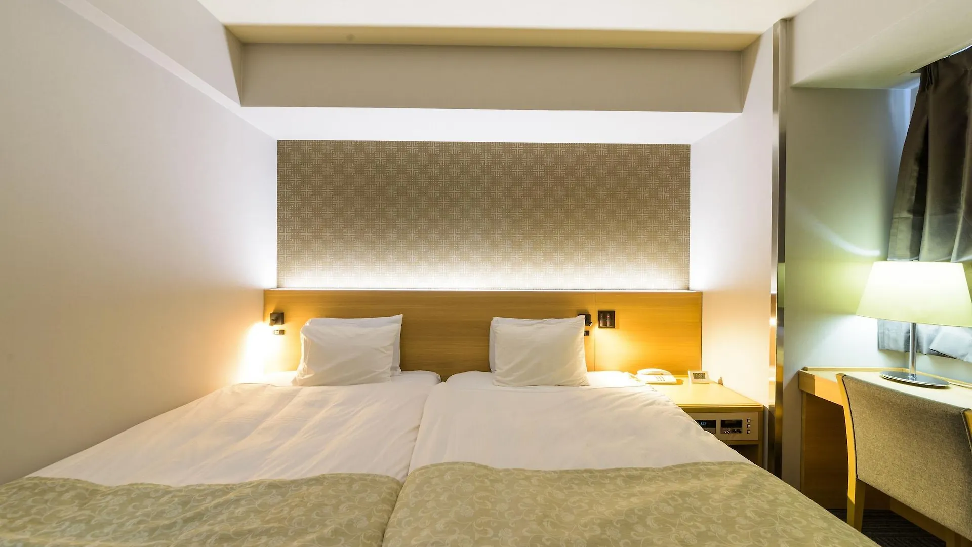 Surestay Plus Hotel By Best Western Shin-Ōsaka Ōsaka