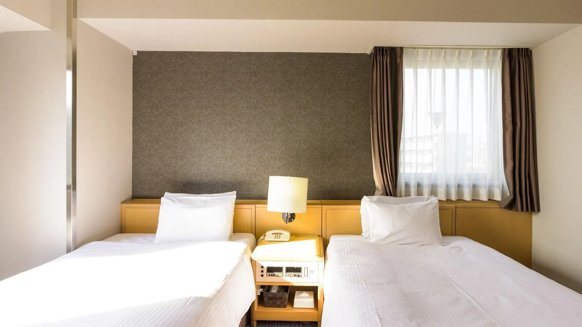 Surestay Plus Hotel By Best Western Shin-Ōsaka Ōsaka
