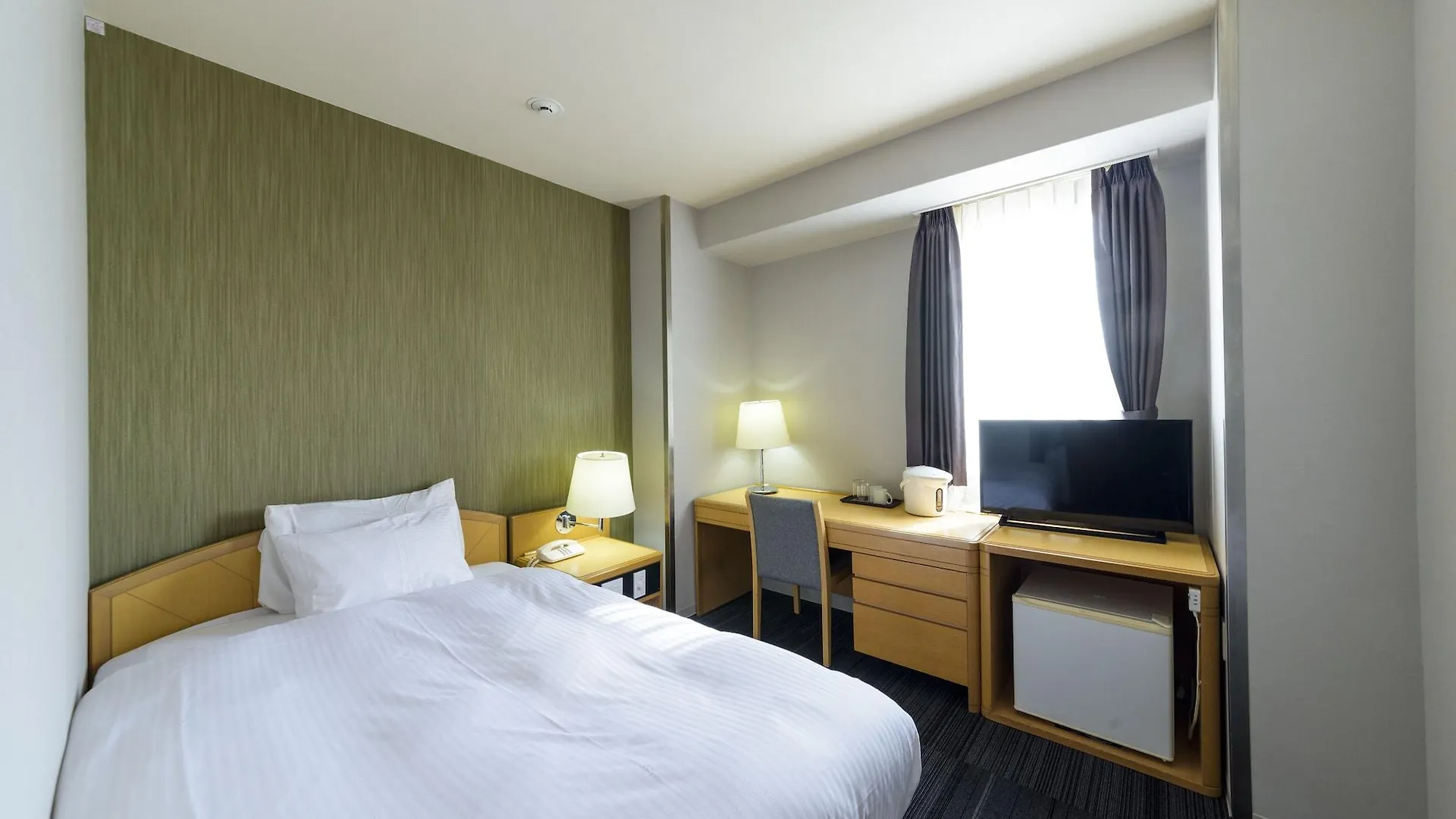 Surestay Plus Hotel By Best Western Shin-Osaka Japan