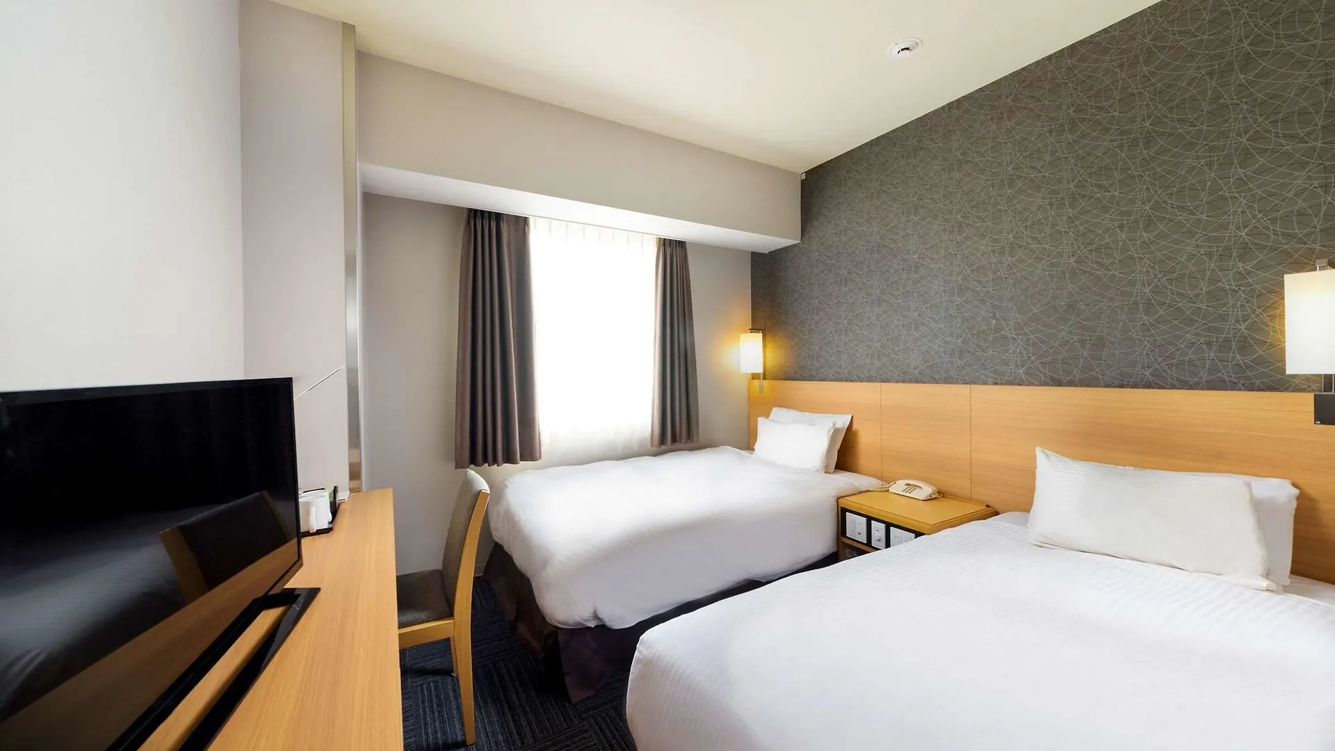 Surestay Plus Hotel By Best Western Shin-Osaka