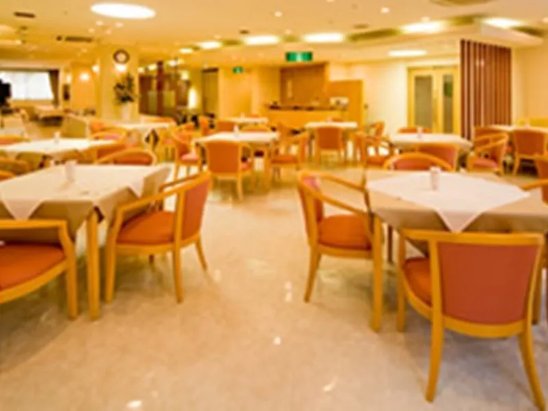 Surestay Plus Hotel By Best Western Shin-Osaka
